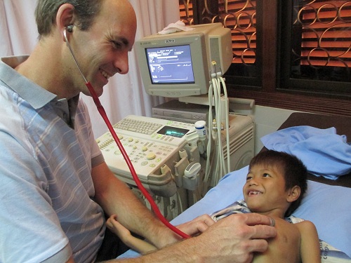 Dr Phil Roberts with Cambodian cardiac patient Chea