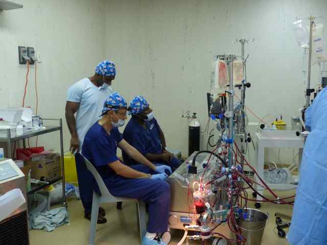 The local perfusion team working with Kieran